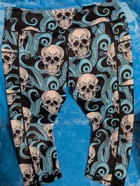 💀🐙 Skull & Tentacle Leggings 🐙💀